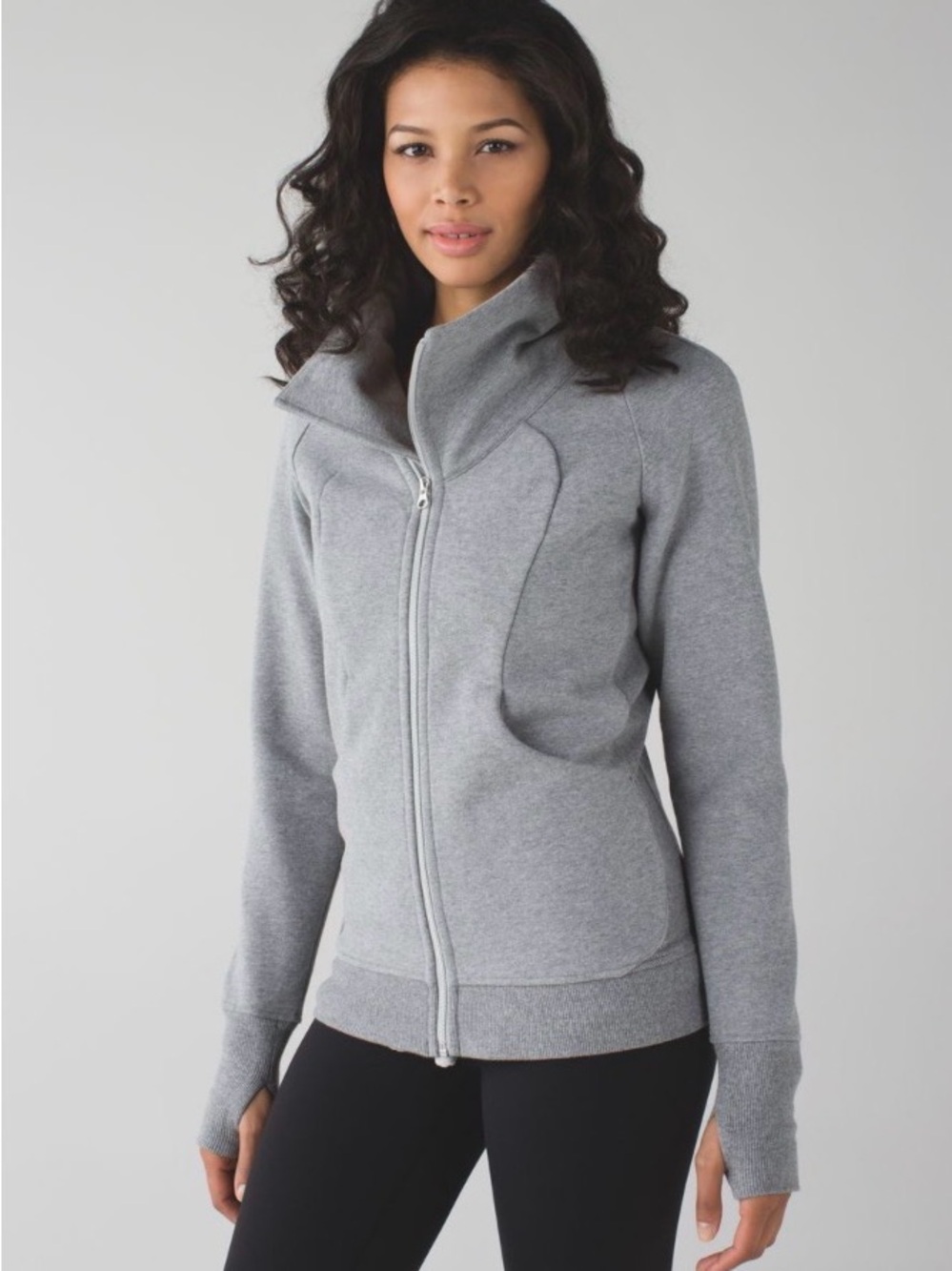 Lululemon Cozy Cuddle Up Jacket
Heathered Medium Grey / Silver Spoon Size 12